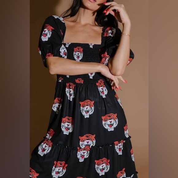 NWT Dressed in LALA Feeling Fierce Smocked Dress - Picture 4 of 9